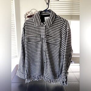 Forever 21 Shero Black and White Houndstooth Fringed Jacket